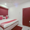 Отель OYO Flagship 72010 Red Stone, фото 1