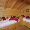 Отель Comfortably Furnished Chalet Just 80 M. From The Slopes, фото 4
