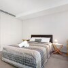 Отель Stylish 1 Bedroom Apartment Camperdown, фото 2