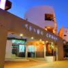 Отель Seven Crown Express & Suites by Kavia в Кабо-Сан-Лукасе