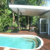 Отель Atoll Close Port Douglas Holiday House, фото 20