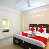 Отель Oyo Flagship 702599 Hotel Amira Residency, фото 7