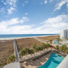 Отель Delightful Beachfront Condo Indoor Outdoor Pool, фото 18