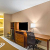 Отель Parkway Inn & Suites, фото 22
