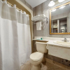 Отель Monte Carlo Inn - Brampton Suites, фото 8