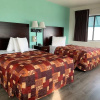 Отель Rodeway Inn & Suites, фото 10