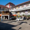 Отель OYO 3955 Hotel Bumi Kitri Pramuka, фото 16
