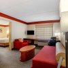 Отель La Quinta Inn & Suites by Wyndham Raleigh Crabtree, фото 14