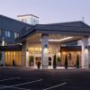 Отель DoubleTree by Hilton Montreal Airport в Дорвале