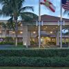 Отель Fairfield Inn And Suites By Marriott Palm Beach, фото 1