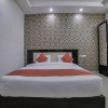 Отель OYO 13637 Crown Residency, фото 8