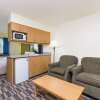 Отель Baymont Inn & Suites by Wyndham Anchorage Airport, фото 11