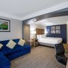 Отель La Quinta Inn & Suites by Wyndham Manteca - Ripon, фото 19