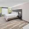 Отель Holiday Inn Express & Suites Greenville-I-85 & Woodruff Rd, an IHG Hotel, фото 5