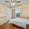 Отель Lasalle 1C · Centrally Located, Gated Apt. Perfect for Groups!, фото 8