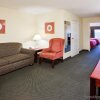Отель Country Inn & Suites by Radisson, McDonough, GA в МакДоноу