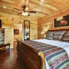 Отель Foxwood Mansion 14 Bedroom Cabin by RedAwning, фото 30
