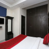 Отель OYO 16410 Hotel Retreet, фото 19
