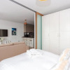 Отель Stylish Studio Apartment in Affluent Chelsea, фото 2