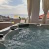 Отель Luxury apartments Snjezana with private jacuzzi, фото 1