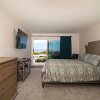 Отель Remodeled Ocean View Condo With Spa & Beach Access Sbtc109 by Redawning, фото 3