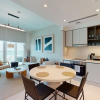 Отель Sunrise Bay 2BR Luxury Apartment, фото 16