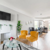 Отель Newly renovated 4 Bed 3 Bath House in DT Toronto, фото 49