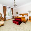 Отель Spacious 3Bdr Apt With A Balcony In The Center, фото 1