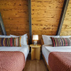 Отель Horizon by Avantstay Stunning A-frame Cabin w/ Hot Tub, Billiards, Lake Views, фото 25