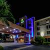 Отель Holiday Inn Express Hotels & Suites Cocoa Beach, an IHG Hotel в Какао-Биче