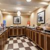 Отель Hampton Inn Milwaukee-Airport, фото 23