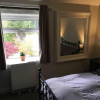 Отель Beautiful 2-bed Cottage in Hurst Green, фото 15