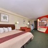 Отель Red Roof Inn & Suites Newark - University, фото 21