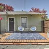 Отель Bright Bungalow G in Dallas w/ Outdoor Patio!, фото 1