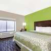Отель Days Inn & Suites by Wyndham Jamaica JFK Airport, фото 4