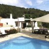Отель Modern Holiday Home in in Balearic Islands with Pool, фото 7
