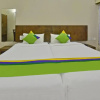 Отель Treebo Trend Cocoon Suites, фото 13
