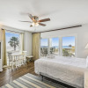 Отель Seacrest 301A is a Gulf Front efficiency unit on Okaloosa Island by RedAwning, фото 6