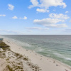 Отель Emerald Beach by Book That Condo, фото 23