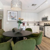 Отель Chic Elegance in the Heart of NOLA: 4-Bedroom Oasis Awaits!, фото 12