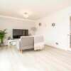 Отель Impeccable 2-bed Apartment Close to City Centre, фото 1