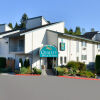 Отель Quality Inn And Suites Vancouver в Ванкувере