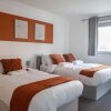 Отель Charming 2-bed Apartment Free Parking in Wimbledon в Лондоне