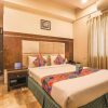 Отель Fabhotel Frazer Suites, фото 3