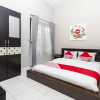 Отель OYO 758 Rumah Leting Homestay, фото 7