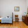 Отель The Old Town Vintage 2-Bedroom Jewel, фото 2