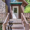 Отель Serene Cabin w/ Deck - 7 Mi to Downtown Ellijay!, фото 3