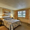 Отель Arbutus Grove Motel, фото 3