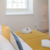 Отель Panda Sanctuaries, Kensington Chapel Apartment, фото 16