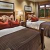 Отель Sunshine Mountain 402 4 BedroomCondo By Moving Mountains, фото 13